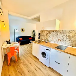 https://the-shelter-island.catania-hotels.net