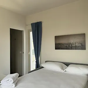 https://the-view-11.catania-hotels.net