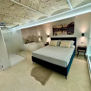 https://trasteverina-luxury-33.it-romehotels.com